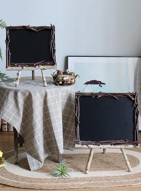 桦树架小黑板，黑板，森林幼儿园装饰，咖啡厅，酒吧，橱窗，拍摄