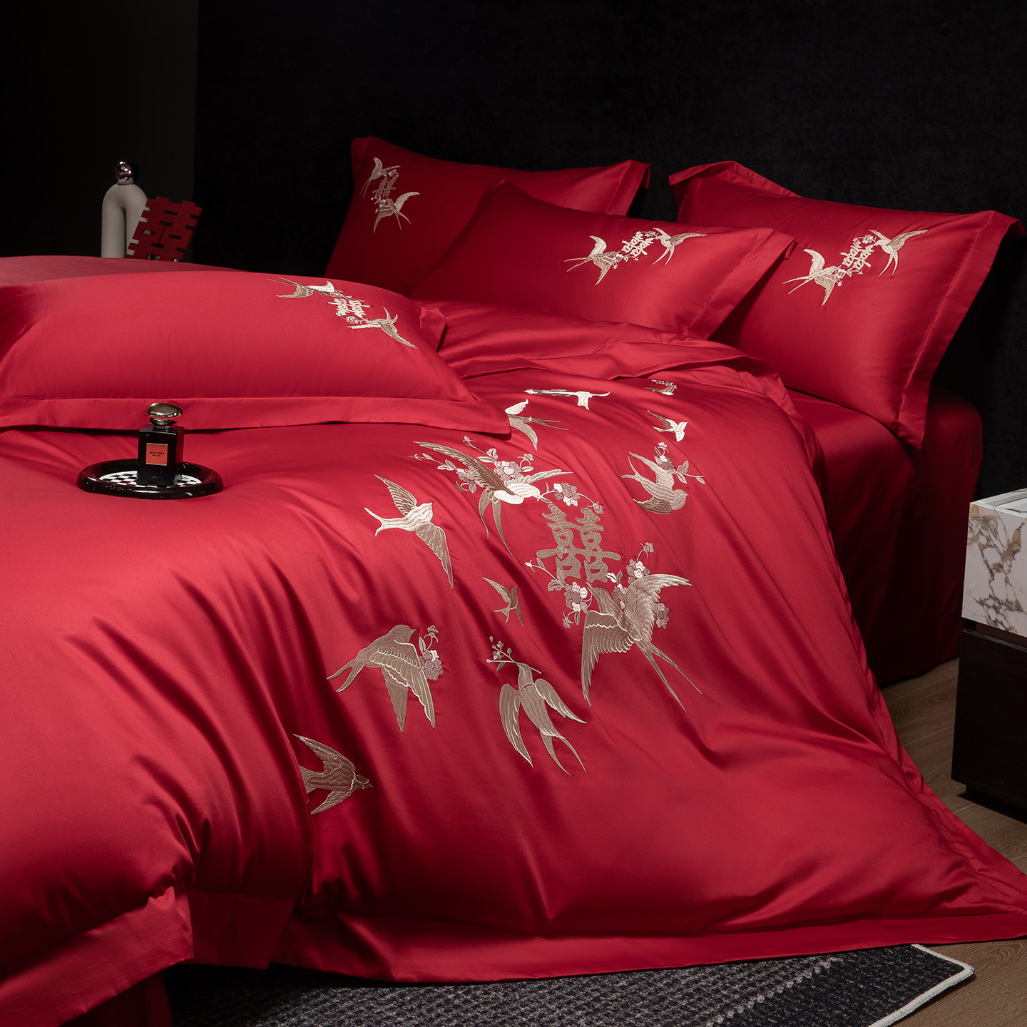 馨荷家纺喜字婚庆四件套燕子刺绣被套红色纯棉结婚用陪嫁送礼床品,淘宝优惠券,粉丝福利购,淘宝优惠卷