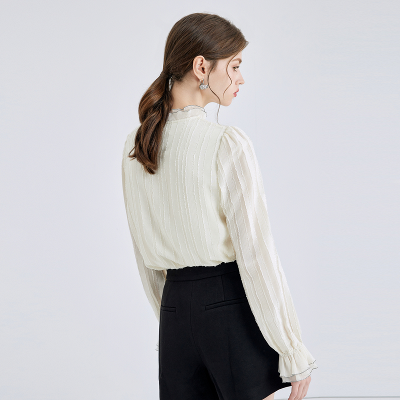  秋水伊人outlet店蕾丝衫/雪纺衫