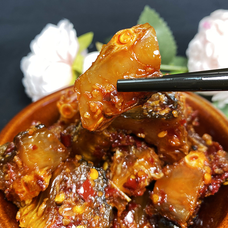 江西特产酒糟鱼香辣鱼块下饭菜下酒菜辣椒酱开胃小吃零食鱼干鱼排