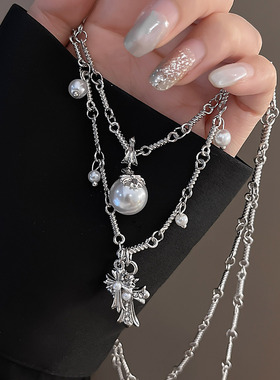 甜酷辣妹仿珍珠十字架项链