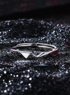 2022新款动画周边破云戒指情侣