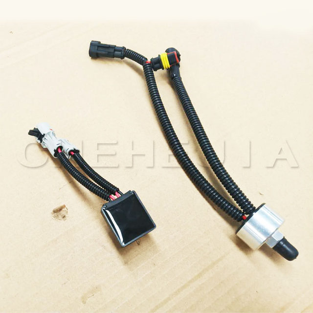 适用于知豆新能源E20301D1D2S刹车真空泵压力控制器 老传感器开关