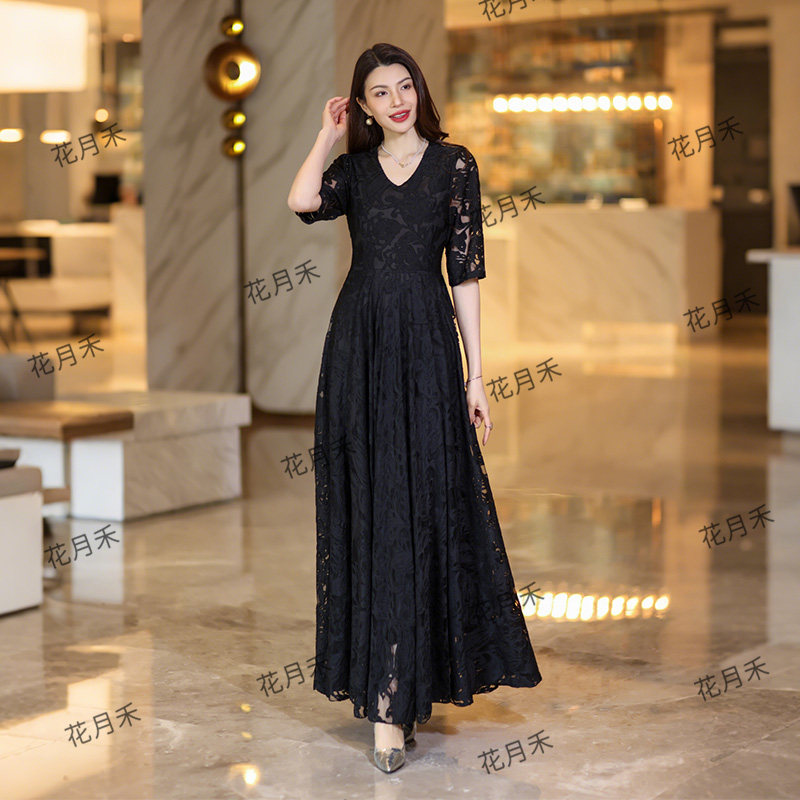 2025年春秋冬新款短袖剪花连衣裙收腰显瘦妈妈款小个子长裙雪纺裙,淘宝优惠券,粉丝福利购,淘宝优惠卷