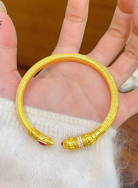 金店同款复古沙金点钻女王权杖手镯红宝镯子新中式宫廷送女友礼物