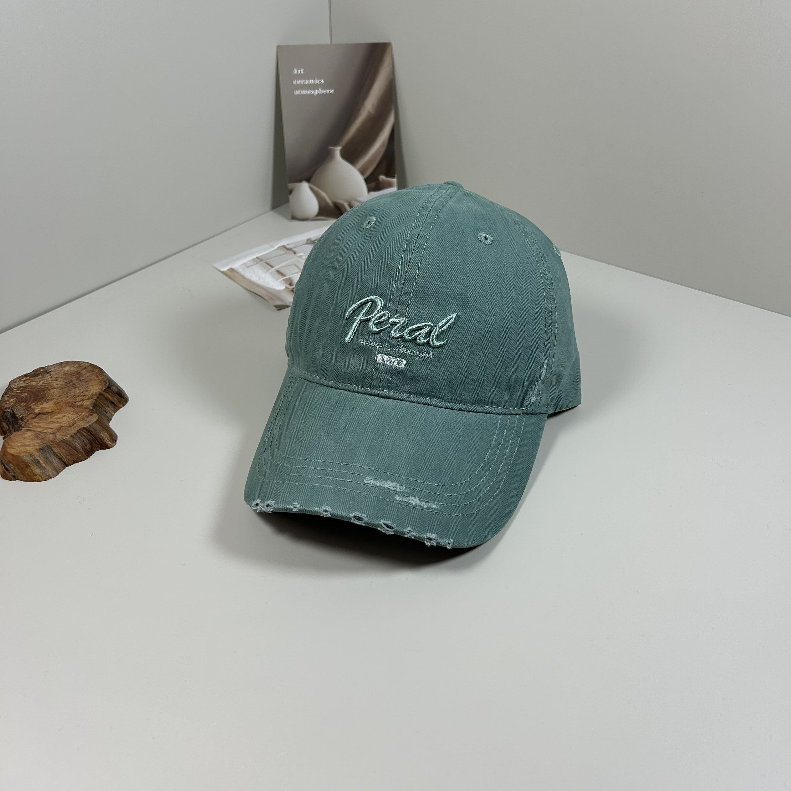Peral美式复古刺绣字母棒球帽男女百搭破洞鸭舌帽显脸小前进帽潮,淘宝优惠券,粉丝福利购,淘宝优惠卷