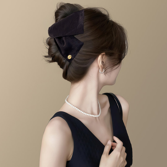 Elegant bright black ~ retro gold label triangle gripper