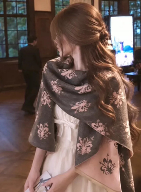 富养娇美粉灰色鸢尾花披肩外搭女