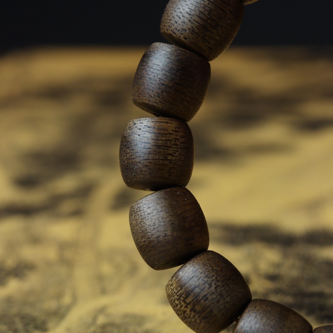 附证越南芽庄老白奇楠沉香棋楠雷击老料沉水10mm桶珠手串单圈女款,淘宝优惠券,粉丝福利购,淘宝优惠卷