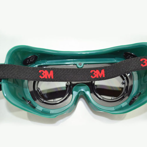 3M10197焊接防护眼罩/电焊眼镜/防电焊弧光护目镜/气焊铜焊锡焊 - 图2