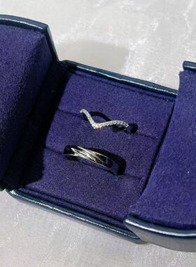 仿真钻V字形排钻戒指女款仿真钻戒时尚个性叠戴高级碎钻尾戒小指