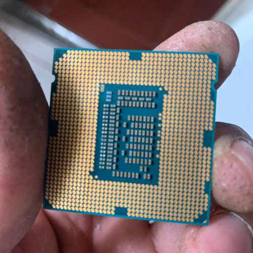 一个 e3-1230v2CPU 成色好可以冲新328不价 - 图0