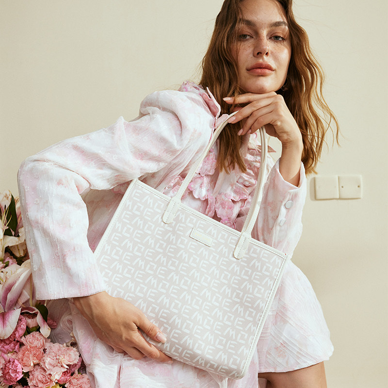 emo女小众大容量高级感轻奢托特包 emo箱包托特包