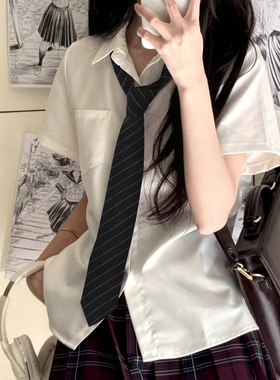 日系学院风手打领带男女款灰色