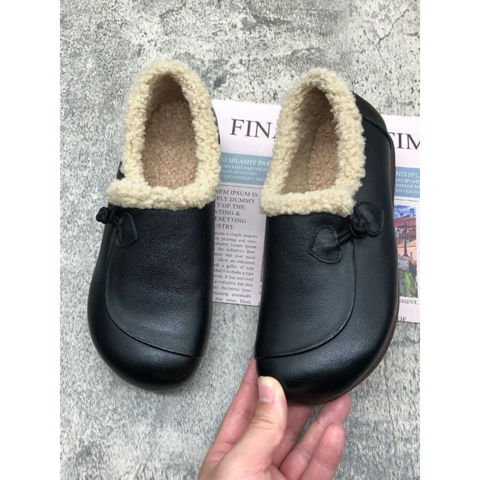 一脚蹬单鞋平底乐福鞋毛毛女棉鞋2025秋冬新款真皮软底舒适妈妈鞋 - 图0