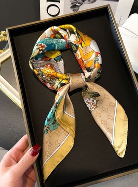 新款丝巾女时尚百搭高级感小方巾韩版护颈领巾春秋复古围巾绑包