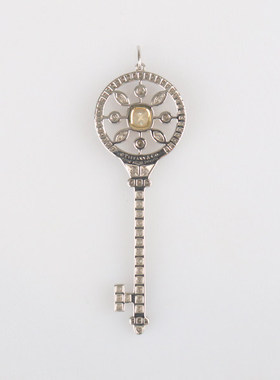 TIFFANY蒂芙尼枕形切工吊坠