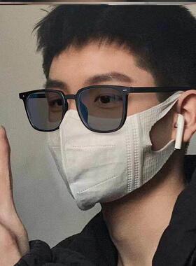 近视眼镜变色男款自动感光户外防蓝光平光镜可配有度数黑框太阳眼