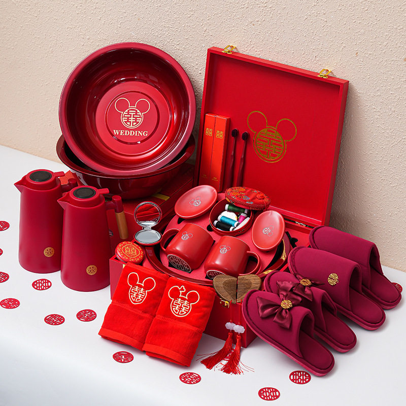 结婚女方陪嫁洗漱用品大全嫁妆行李箱套装礼盒娘家新人婚庆物品,淘宝优惠券,粉丝福利购,淘宝优惠卷