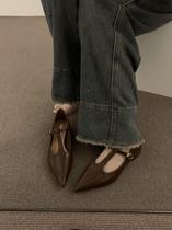 Tide card French style retro T-word cingulum Mary Jane Pointed Single Shoes Woman Shoes Son 2023 New flat-bottomed small leather shoes