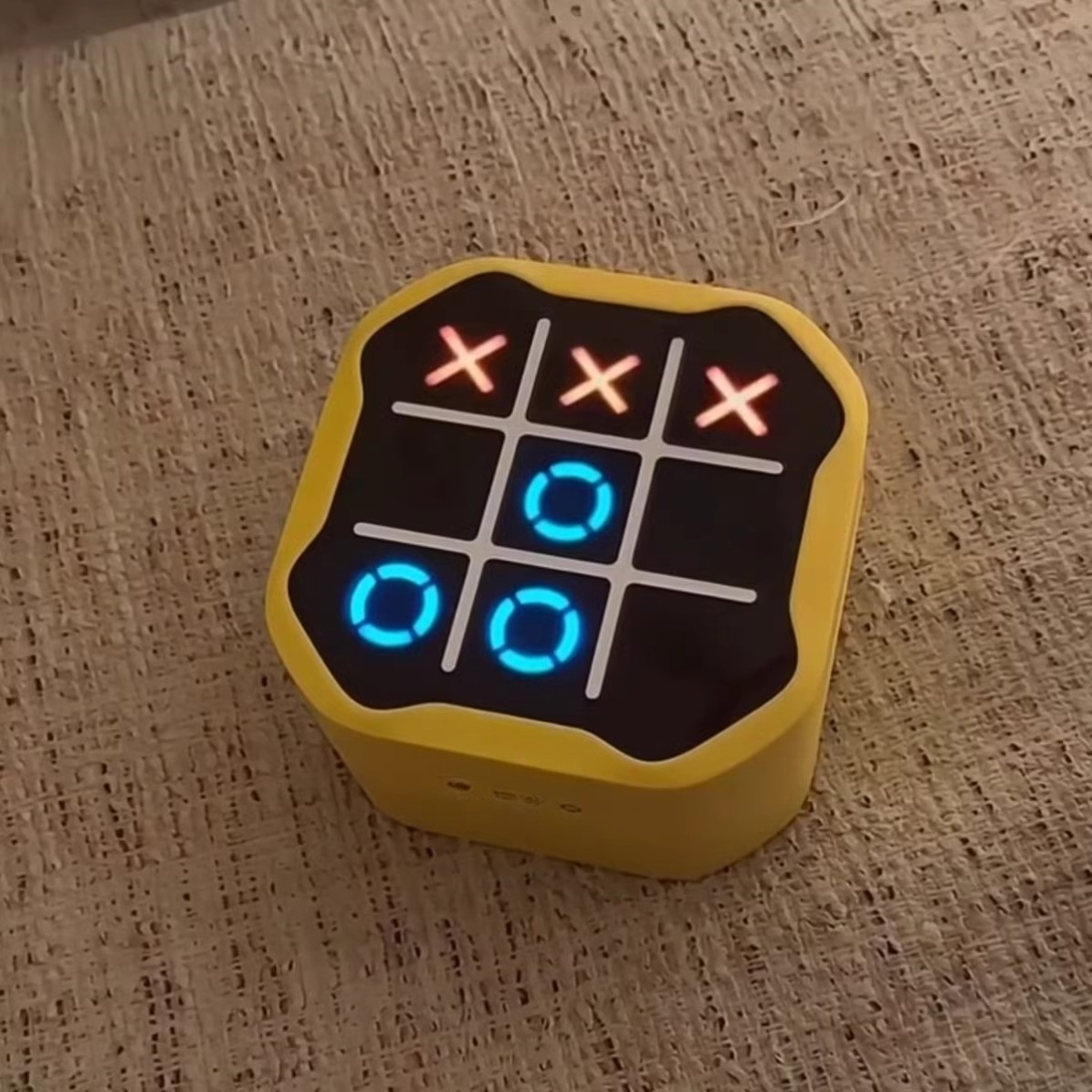 井字棋电子玩具游戏机智能儿童益智棋类多合一玩法解压解闷小玩意 - 图1