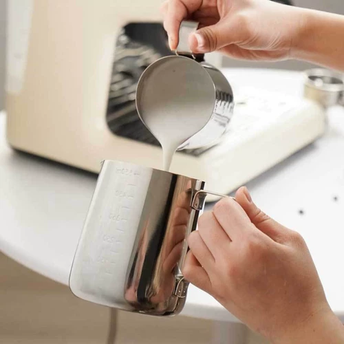 Кофе Pluscurry Cup Trought Blower Tank 304 Стальница из нержавеющей стали цветочный артефакт молочный танк пузырьковой чашка пиверамида молоко.