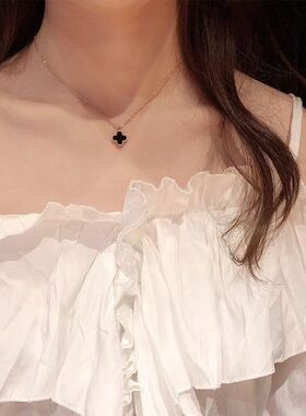 2026新款爆款黑白四叶草简约气质小众项链女锁骨链小香风毛衣链