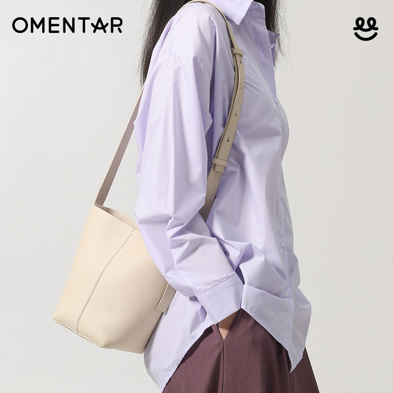 OMENTAR小众设计高级水桶包女秋冬新款单肩斜挎通勤大容量水桶包,淘宝优惠券,粉丝福利购,淘宝优惠卷