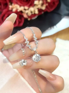 香港设计师FEMJA玫瑰项链