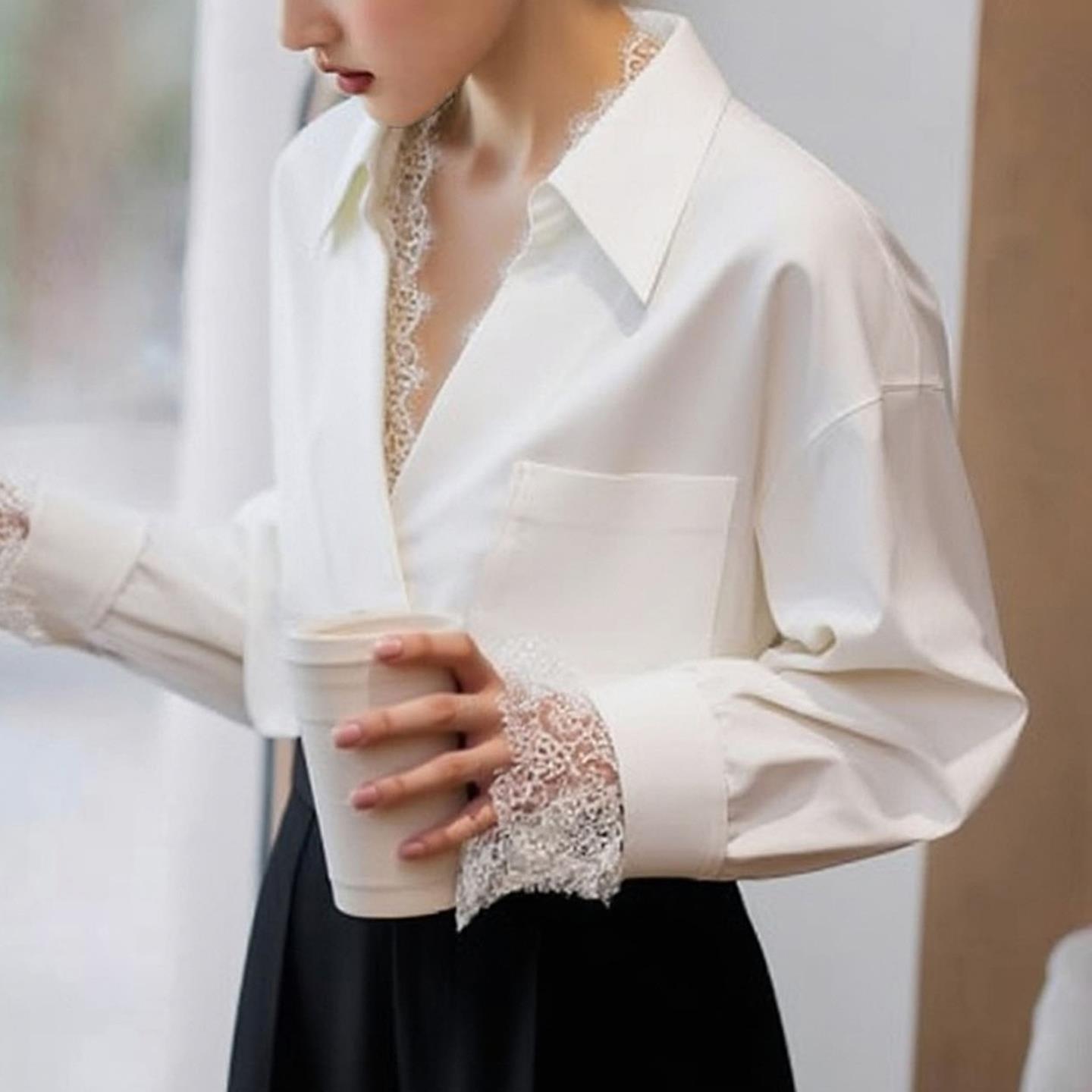 MONLOUVE时尚高级感绝美白色蕾丝拼接v领长袖衬衫女春秋款通勤风 - 图2