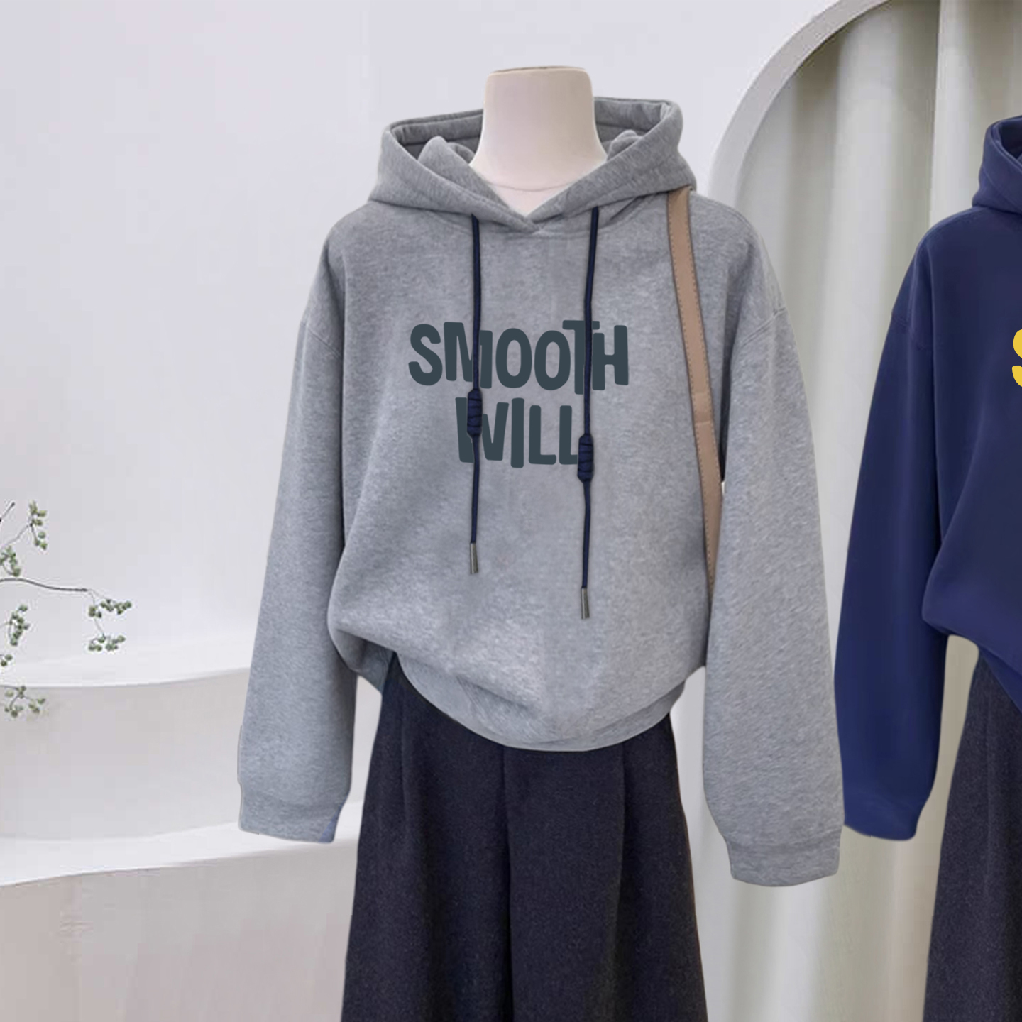 巨好看的撞色连帽加绒卫衣女秋冬2025年新款显瘦上衣时尚帽衫外套 - 图0