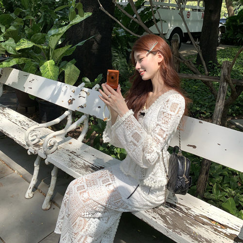 SourceWithU 清迈诗集 70棉特殊材质全幅镂空刺绣收腰上衣半身裙 - 图3
