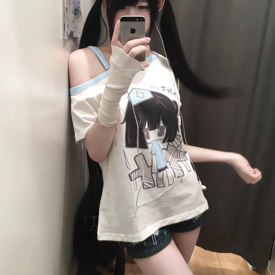 日系亚文化可爱宅系漏肩短袖T恤女夏季软妹萌感学生休闲斜肩上衣 - 图0