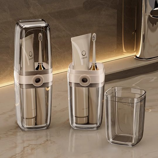 Yangma highly recommends the No. 1 travel toiletry set