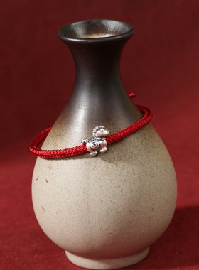 马年本命年红绳手链轻奢小众精致