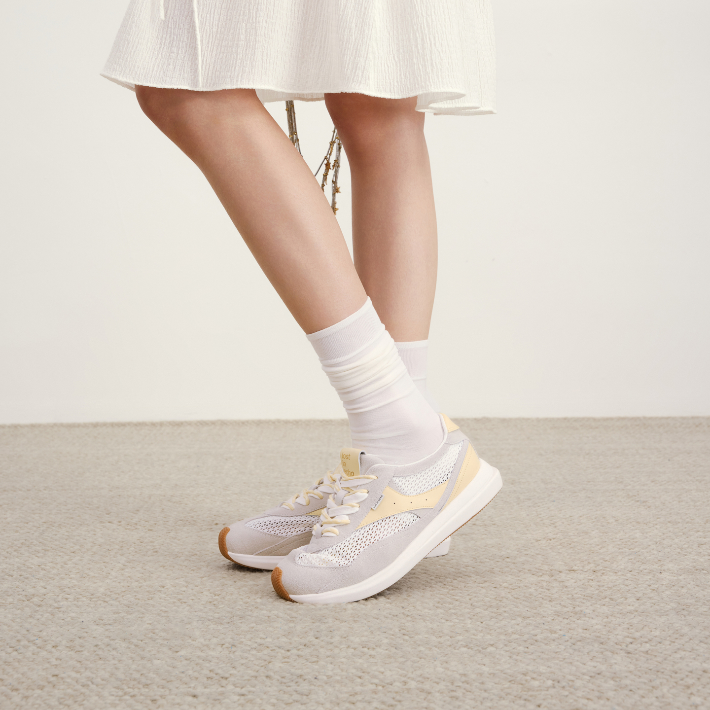 lost in echo2026春夏新款超轻透气网布时髦拼色厚底增高阿甘鞋女