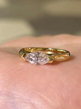 柏诗艾菲新款简约高碳钻马眼钻戒锆石情侣礼物戒指简单气质百搭