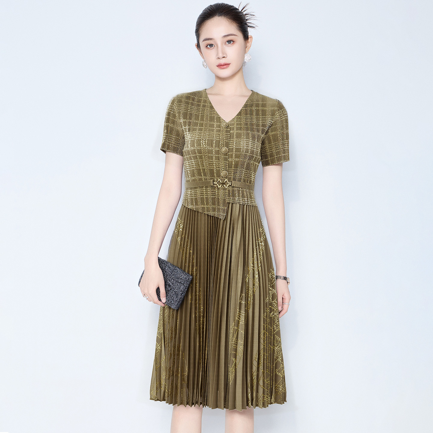 马天奴2025秋季新款咖色拼接印花百褶连衣裙子V领短袖收腰气质女