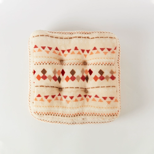 Кресло, диван, длинная круглая подушка, увеличенная толщина