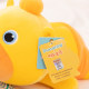 Capybara Lulu ນອນຢູ່ໃນທ່າທີ່ໂງ່