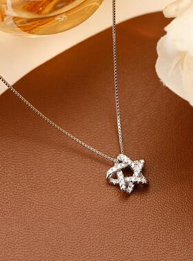 2026年新款冬天配毛衣的项链漂亮独特毛衣链满钻星星项链女款百搭