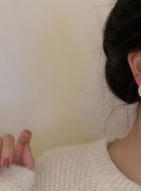 Fashion Bohemian Big Pearl Stud Earring Mascot Ornaments