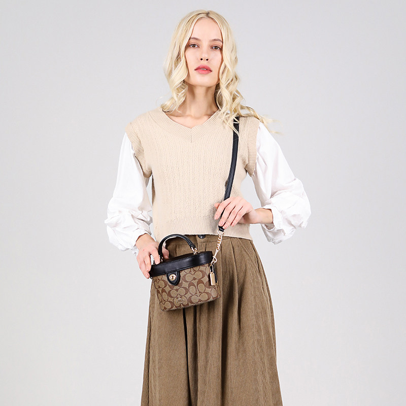 【品牌授权】coach /蔻驰经典斜挎包 御恒通国际箱包海外女士包袋