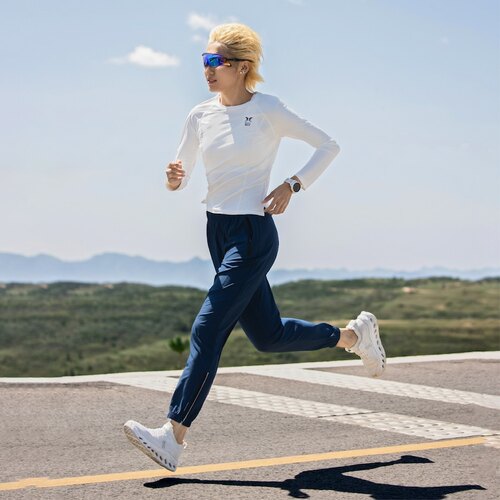BODYWIT身体智慧飞羽女款弹力跑步长裤轻质亲肤 - 图1