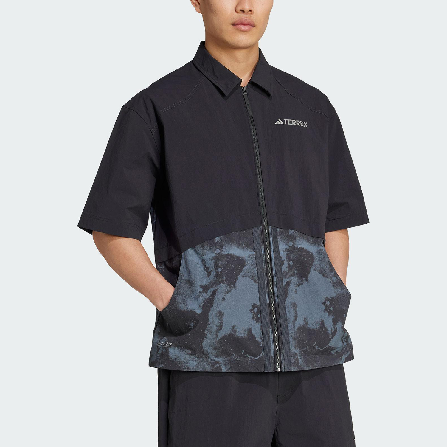 Adidas/阿迪达斯正品夏季男士宽松防晒运动经典短袖衬衫JD5947 - 图0
