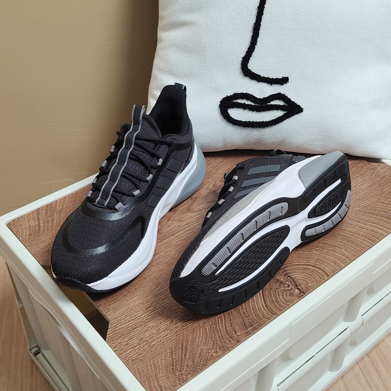 Adidas/阿迪达斯官方正品AlphaBounce +男女运动透气跑步鞋HP6144 - 图0
