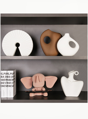 大地高级客厅现代装饰品摆