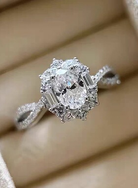 新款白金色小众设计椭圆形钻戒求