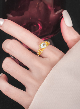 新款皇冠戒指爱心蝴蝶结交织锆石