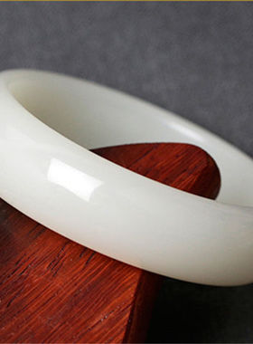 正品天然女款玉手镯浅绿飘花贵州翠玉镯子翠绿旺夫玉